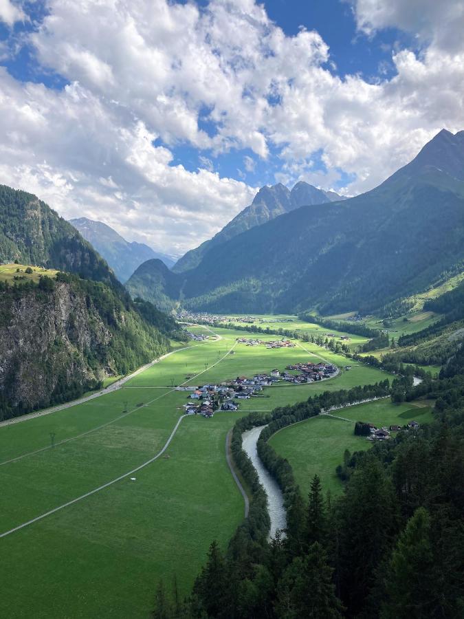 Ferienapart Bergstille Längenfeld Esterno foto